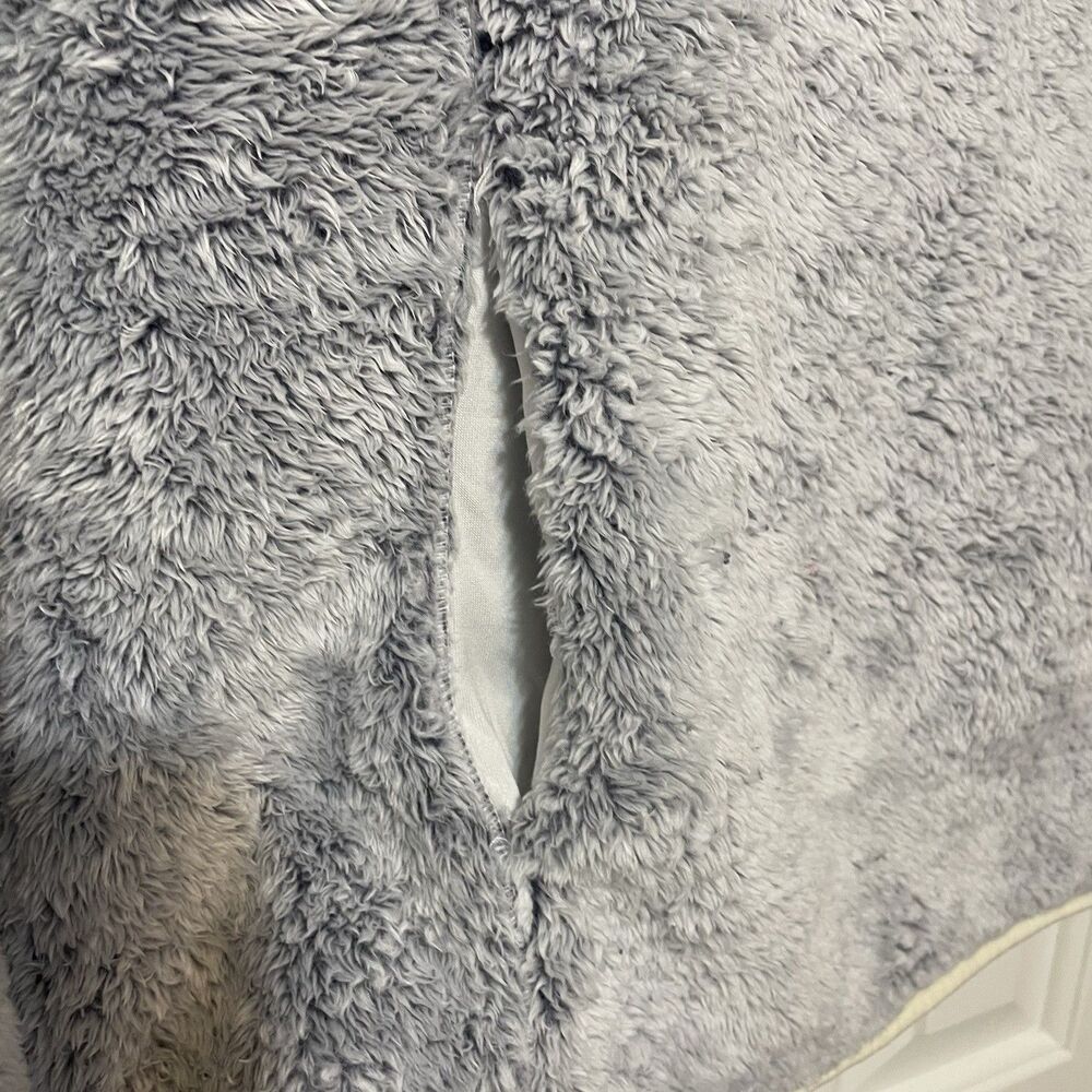 St. Johns Bay Fleece Pullover Quarter Zip Womens Sz M Faux Fur Gray Soft Cozy - Picture 7 of 13